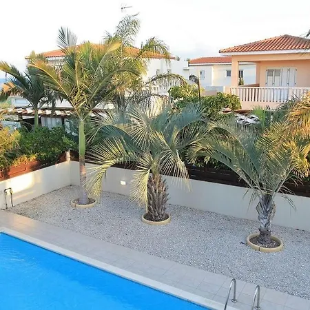 Bay Villa